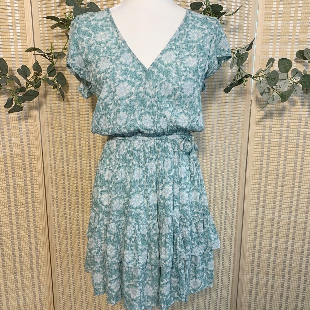 American Eagle Floral Wrap Dress Size Small Green White Tiered Short Sleeve